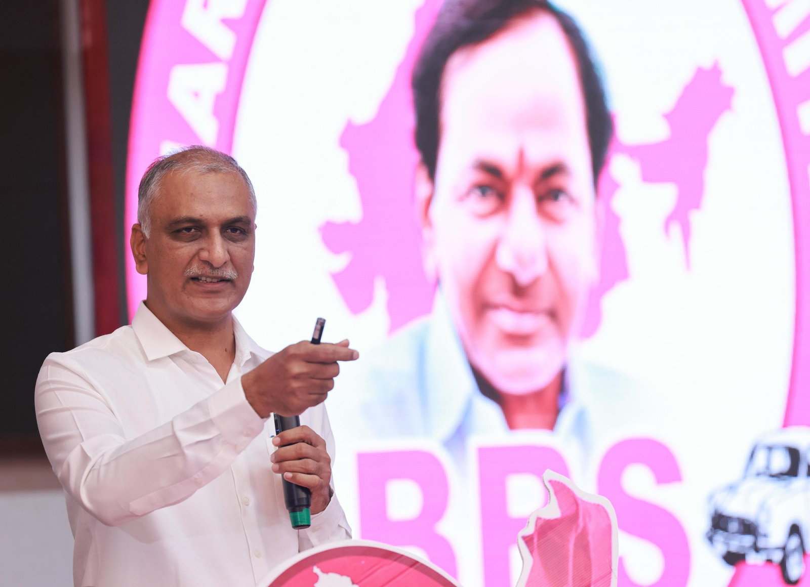 మాజీ మంత్రి హరీశ్ రావుకు స్వల్ప అస్వస్థత – ఆసుపత్రిలో చేరిక, త్వరలో డిశ్చార్జ్